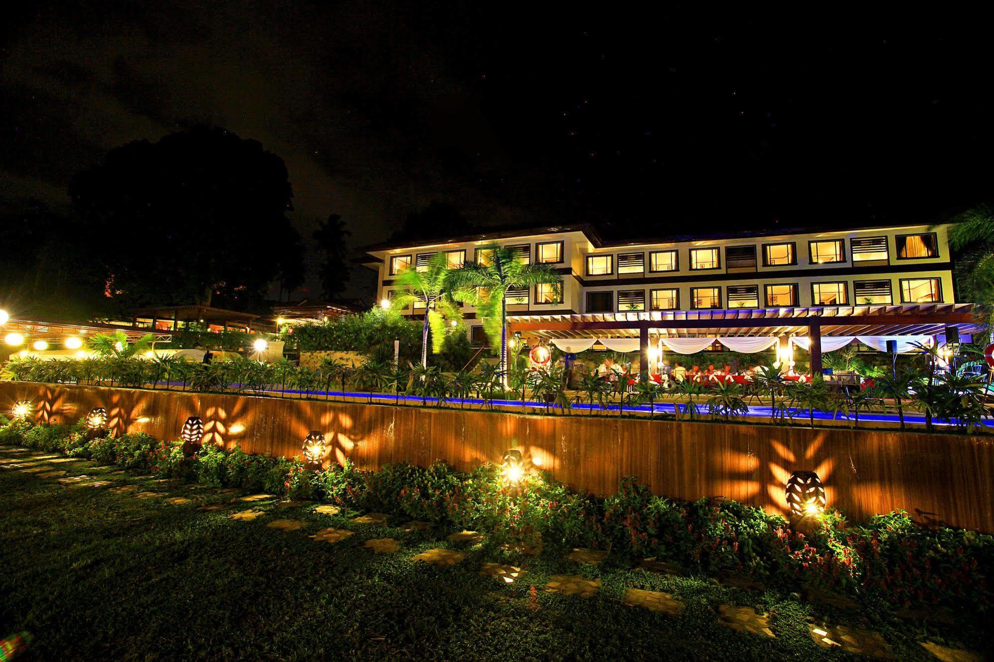 โรงแรมทร็อพิก้า Davao ภายนอก รูปภาพ