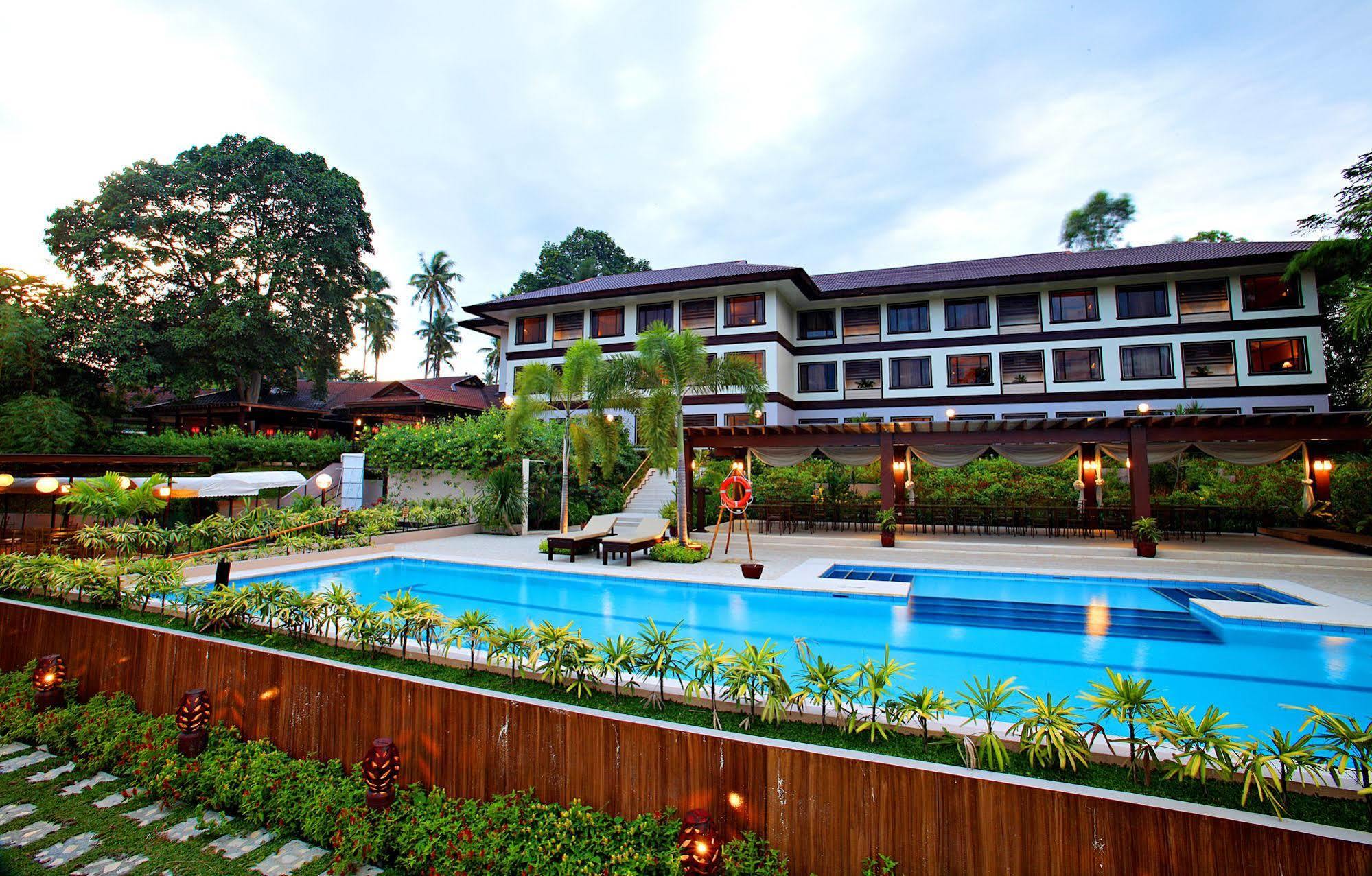 โรงแรมทร็อพิก้า Davao ภายนอก รูปภาพ